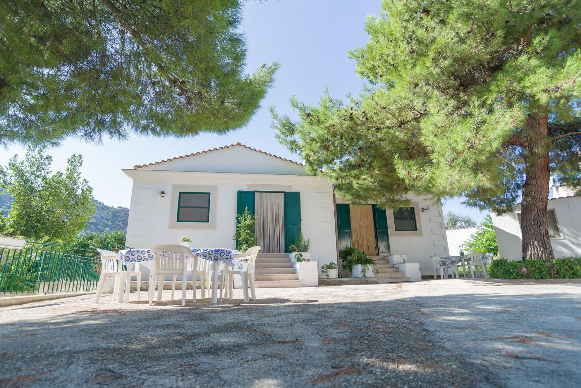 Case Vacanze Uliveto Mattinata Exteriör bild